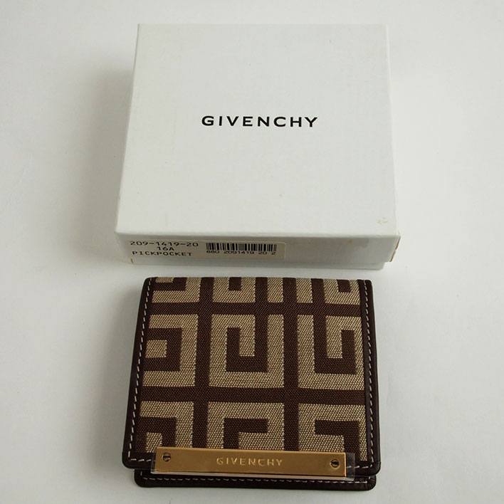 GIVENCHYジバンシー二つ折り小銭入れコインケース【中古】