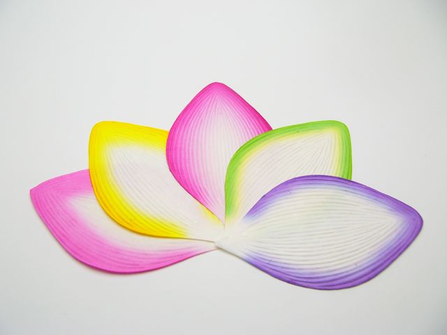 No.7320 高級散華　五色のハスの花弁　200枚1箱
