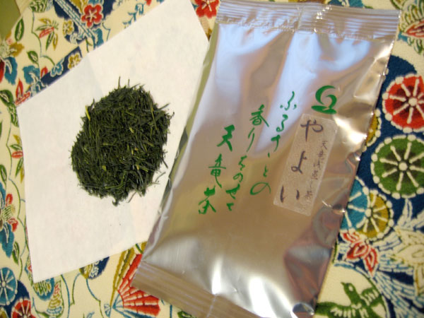 優秀産地賞受賞商品【やよい】 天竜浅蒸茶（100g）約50杯分 05P26apr10【静岡お茶の店】【静岡茶 天竜茶 日本茶 緑茶】