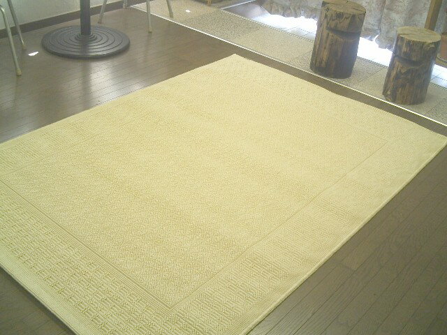 さらした麻糸素材◆輸入カーペット200×200約2畳強ベーシック