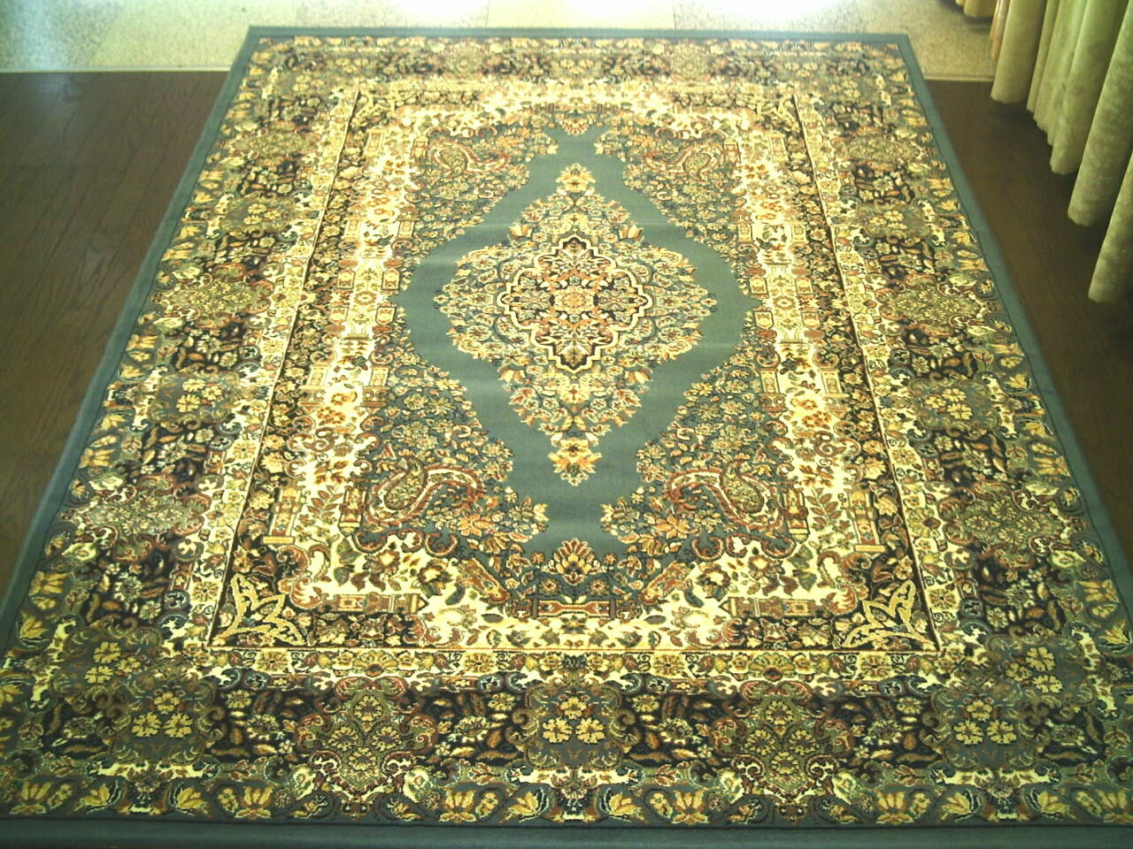中近東の魅力■トルコウィルトン織絨毯200×300約3.5畳強
