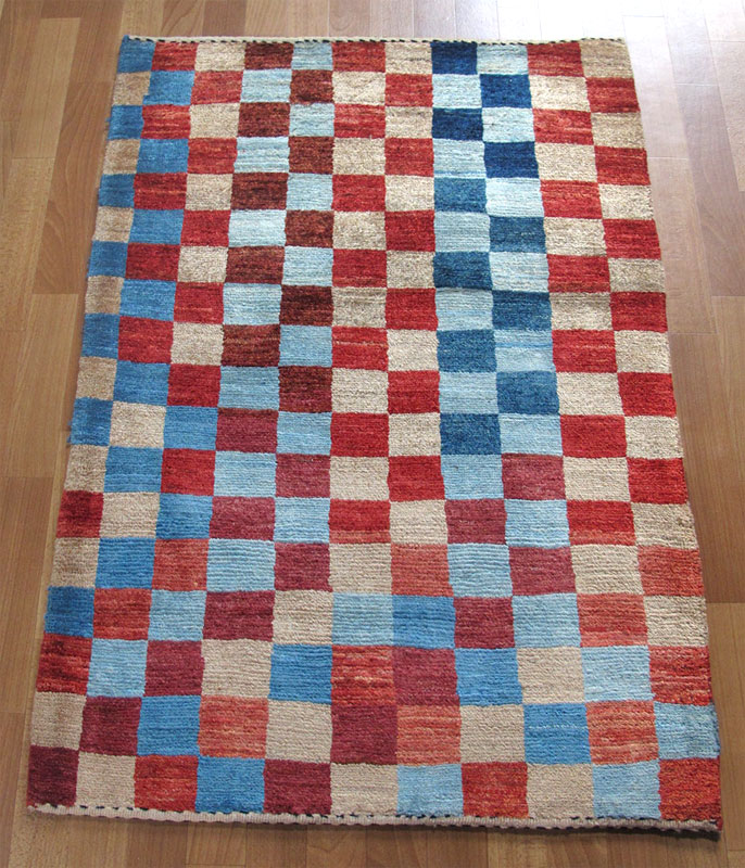 イラン製 ゾランヴァリ ギャッベ 玄関マット 118×83cm 手織り 天然 ウール100% 草木染 おしゃれ かわいい 北欧 ラグ 絨毯 マット ラグマット カーペット 厚手 屋内 室内 ギャベ 床暖房対応 ホットカーペット対応 (品番:ZS-1237)