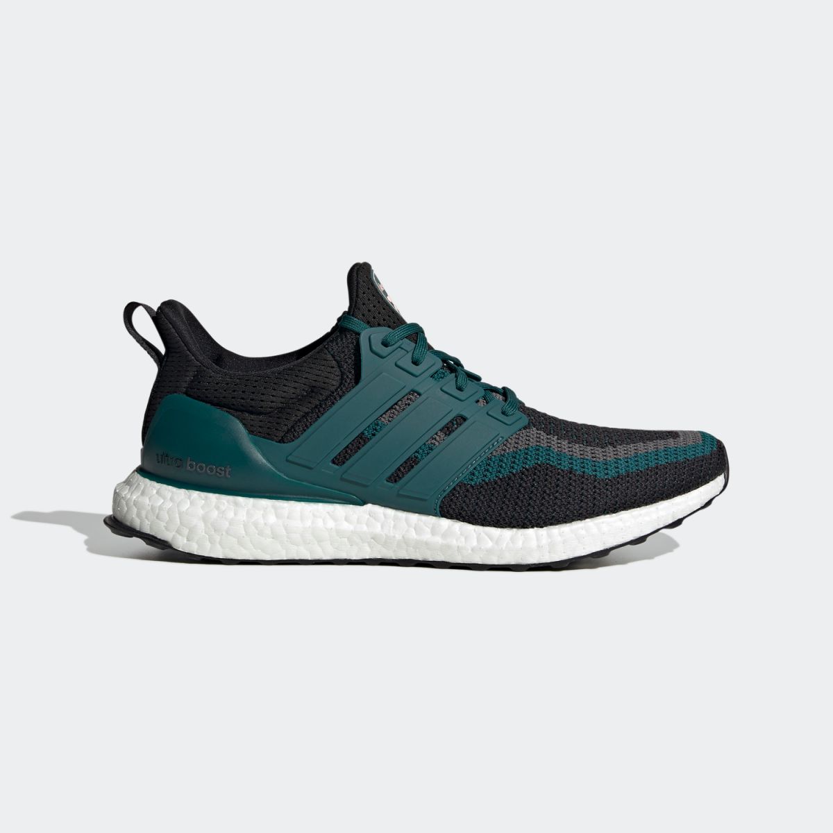 【公式】アディダス adidas ランニング ウルトラブースト DNA × アーセナル / Ultraboost DNA × Arsenal レディース メンズ シューズ スポーツシューズ 黒 ブラック FZ3621 スパイクレス ランニングシューズ