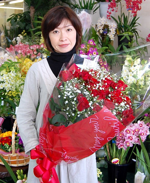 赤バラ60輪の豪華花束【送料無料】