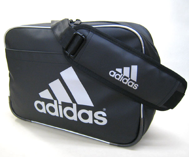 【SALE】adidas　スポーツバッグ （大）　幅46cm　アディダス ショルダーバッグ 21373-01 ブラック／シルバーロゴ