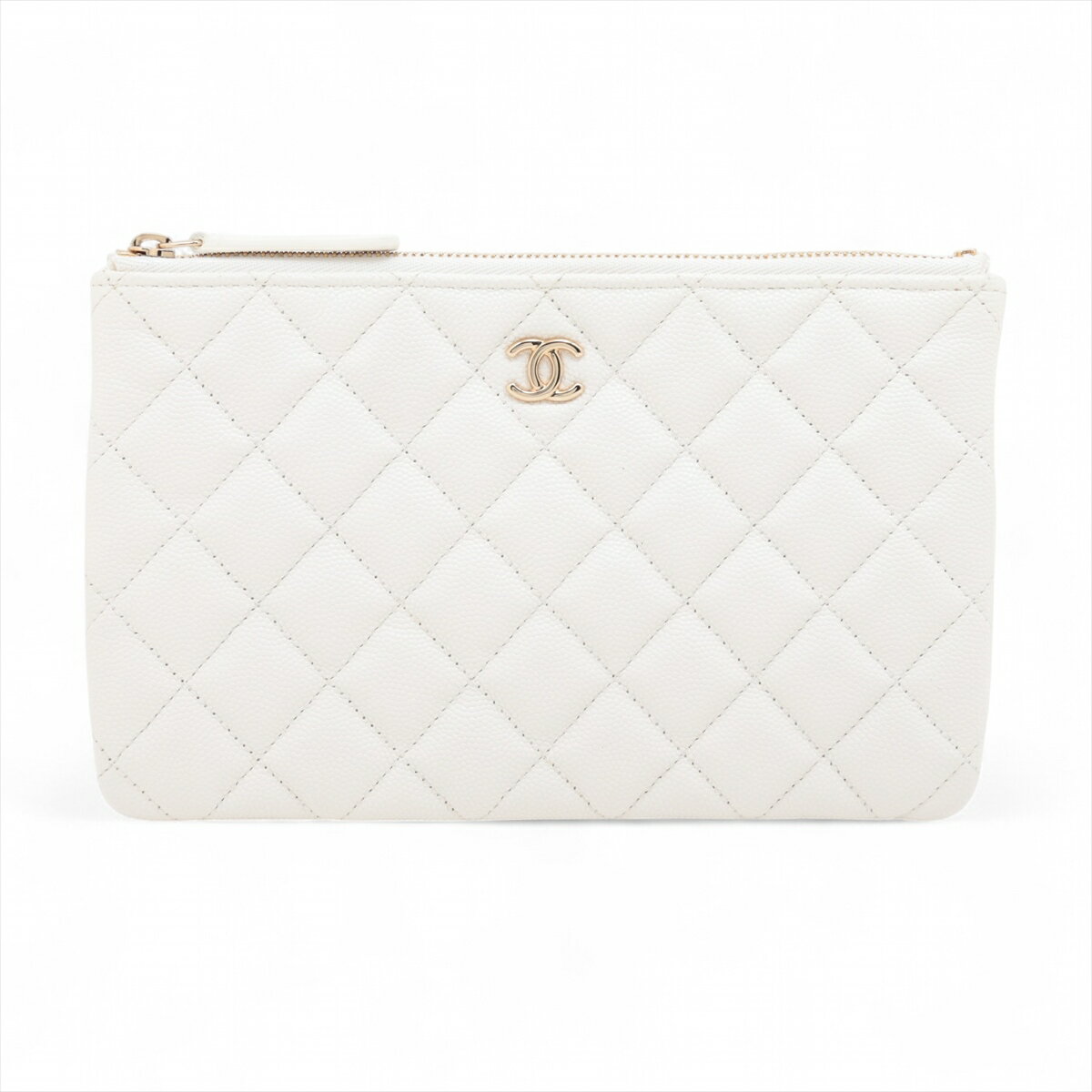 【中古】シャネル マトラッセ キャビアスキン ポーチ ホワイト ゴールド金具 31番台
