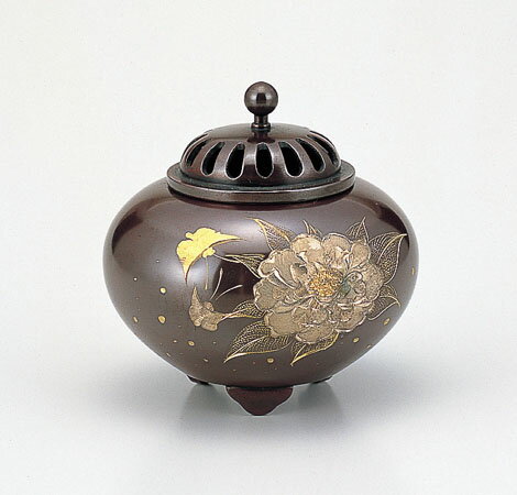 【 送料無料 】【 高岡銅器 】伝統美 香炉 「平丸・牡丹」