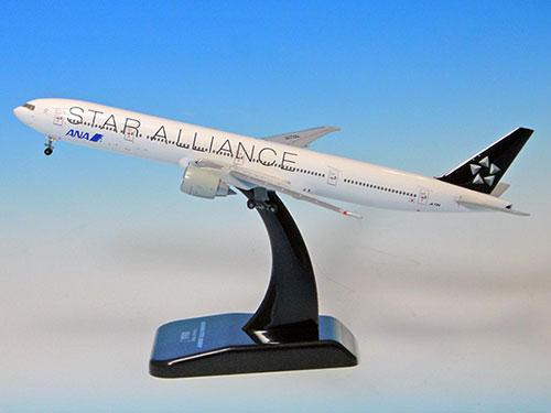 完成品 1/500 ボーイング777-300ER JA731A STAR ALLIANCE[全日空商事]《発売済・取り寄せ品》