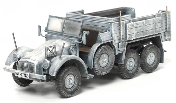 ドラゴンアーマー 完成品 1/72 WW.II ドイツ国防軍 Kfz.70 クルップ・プロッツェ 6x4 兵員輸送車 冬季迷彩ver.[プラッツ]《発売済・取り寄せ※暫定》