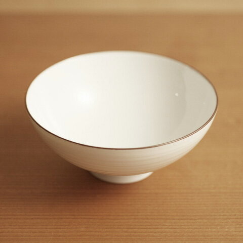 白山陶器　白磁千段（はくじせんだん）　3.5寸飯碗