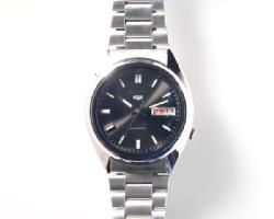 SEIKO 5　AUTOMATIC　デイト　ブラック
