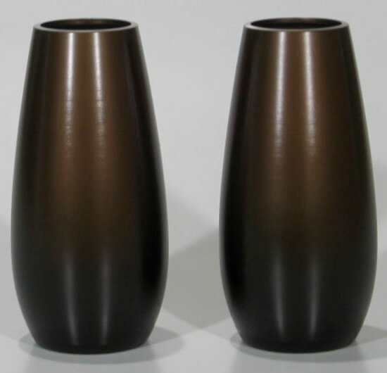 【送料無料】花瓶　細砲型古銅色8号　アルミ製共底鋳造の高級花瓶（一対）です。映画「おくりびと」にも使われたシンプルな花瓶です。