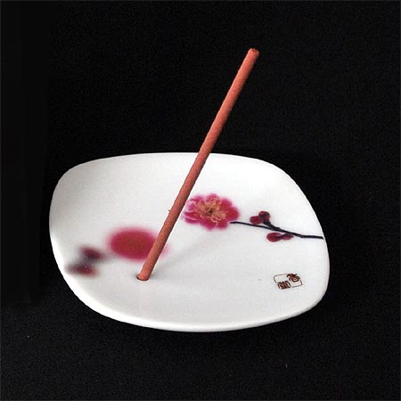 日本香堂「夢の夢」　薄紅（うすくれない）の香皿