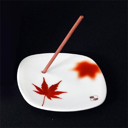 日本香堂「夢の夢」　秋錦（あきにしき）の香皿