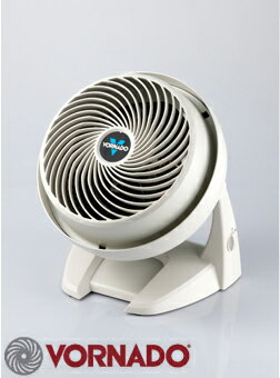 VORNADO ボルネード（ボルナド）・エアー サーキュレーター 630J (扇風機・送風機) 【即納可】【正規販売店】 節電【P0810】空気を循環させることで冷暖房効果をアップして賢く節電。適応面積は12〜30畳です。VORNADO ボルネード（ボルナド）のサーキュレーター（扇風機・送風機） 630Jです。