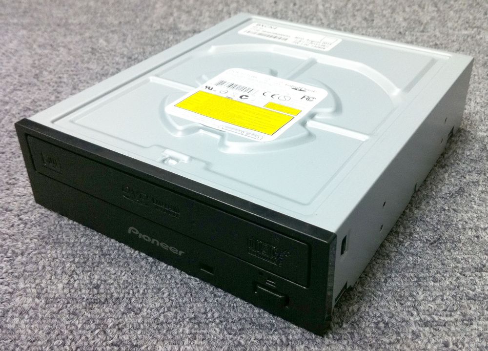 [Pioneer] パイオニア SATA接続 DVDスーパーマルチドライブ 英語パッケージ…...:archisite:10005412