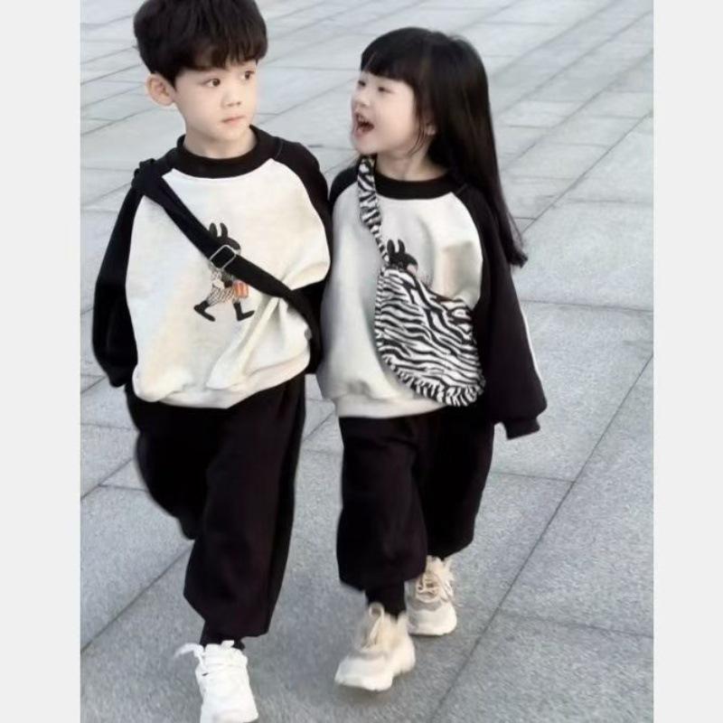 子供用セットアップ キッズ 男女児兼用 長袖スウェットパンツ 上下2点セット カジュアル 秋 かわいい 小ウサギ柄 90 100 110 120 130 140 150 160
