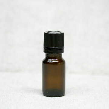 褐色ボトル10ml（ドロッパー付）（健草医学舎）