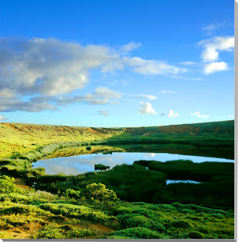 世界遺産イースター島　カルデラ湖　風景写真パネル  