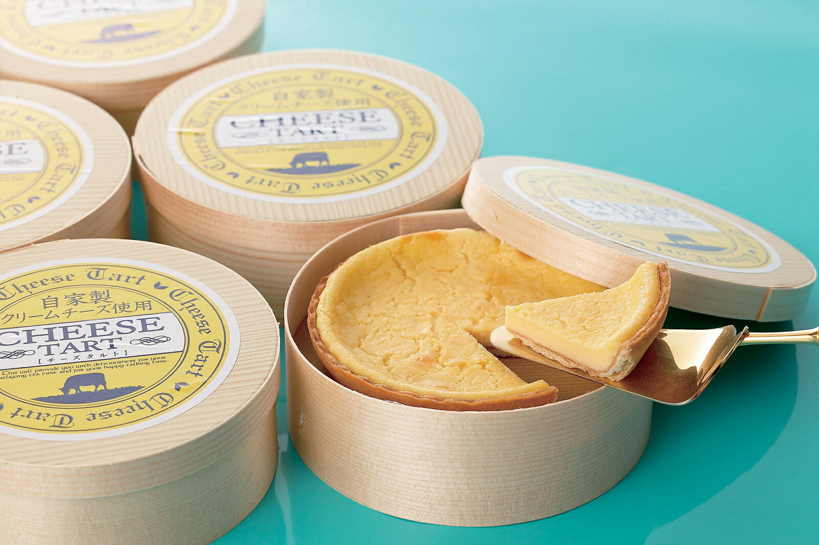 混じり気無くシンプルにチーズタルトを味わいたい方への【チーズタルト】阿蘇の牛乳で作ったクリームチーズ使用！【直径約12cm】