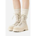 ショッピングエンジニアブーツ ブロンクス レディース ブーツ シューズ EVI ANN - Platform ankle boots - creamy white