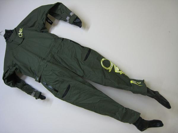 送料無料！ドライスーツ★O’NEILL★正規品 2011 VAPOR FULL DRY SUITS KHAKI (XL) ソックスシールタイプ