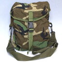 【中古】◆実物 米軍 ショルダーバッグ 防水コーティング ガスマスクバッグ ウッドランドカモ♪ミリタリー 軍物 通勤 通学 レジャー アウトドア 迷彩 非常袋