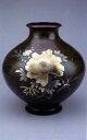 花器・花瓶■ 寿型 10号 彫金牡丹四君子 ■有栖美津雄(彫) 銅製 桐箱入り【高岡銅器】