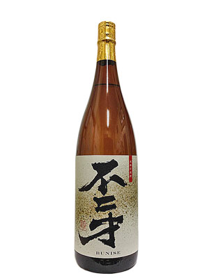 【地元用の臭い芋焼酎！佐多宗二商店】不二才（ぶにせ）　芋焼酎 1.8L　25％...:auc-chitashige:10000129