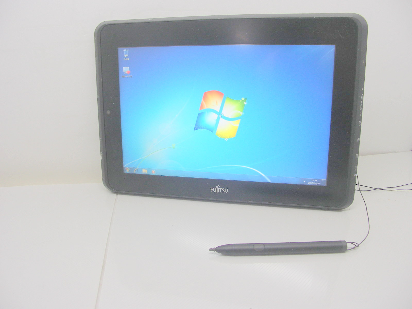 タブレットPC　FMV-STYLISTIC Q550/C Windows7プレミアム内臓　…...:auc-eplan:10001034