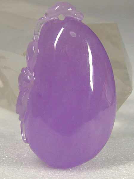 ■龍香堂■☆ミャンマーラベンダー氷種翡翠　甜瓜蝙蝠トップ（39mm）淡紫色が綺麗な