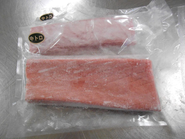 北海道松前産本まぐろ中トロ（とろ）200g×2〔E〕≪北港直販≫鮪・マグロ