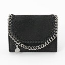 STELLA McCARTNEY ステラマッカートニー 391836 W9132 Falabella ファラベラ スモール フラップ ウォレット ミドル 二つ折り財布 ミニ財布 豆財布 チェーン 装飾 エコレザー スナップボタン カラー1000/ブラック 54000