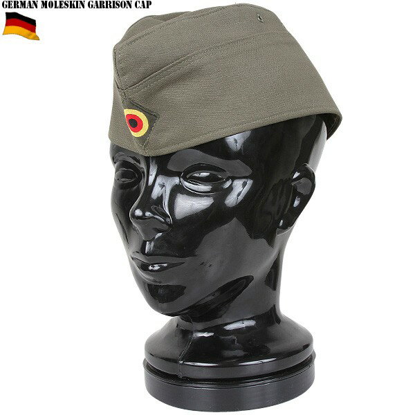 【WIP】実物 新品 ドイツ軍モルスキン ギャリソンキャップモルスキンJKT等と同素材の伝統的スタイルの帽子コカルデ(国家章)と呼ばれる織製の帽章付き