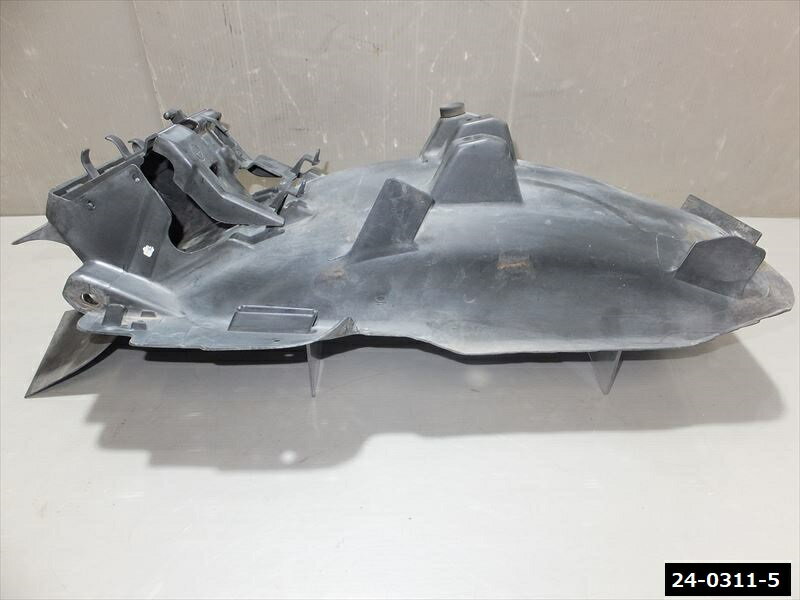 HONDA HONDA NSR250R MC28 リアインナーフェンダー 純正品 MC21 MC18 ホンダ 当時物　　（24-0311-5) ホンダ
