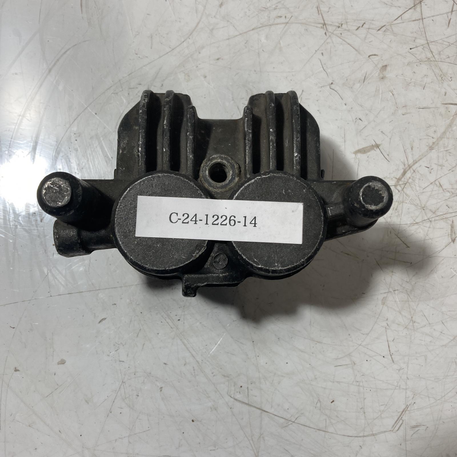 HONDA CBX400F リアキャリパー ホンダ