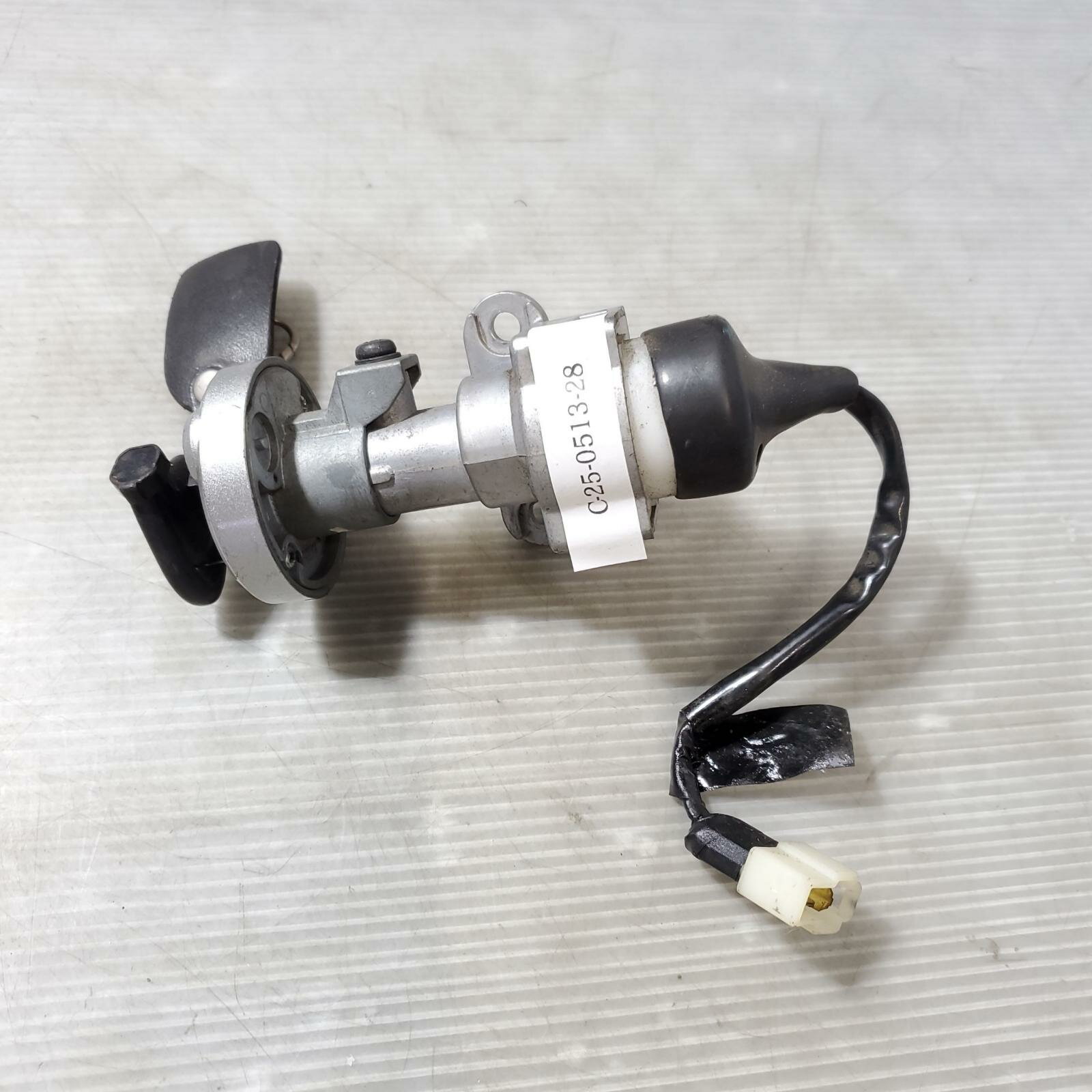 YAMAHA ギア50 UA06J メインスイッチ　GEAR ヤマハ