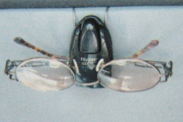 ★必需品★サングラスホルダー（眼鏡）type5サンバイザーに装着