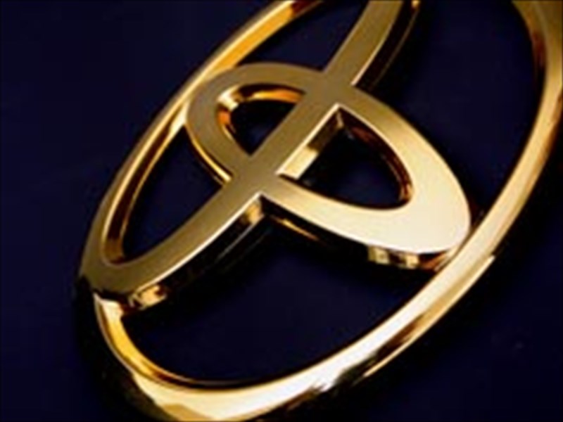 カローラアクシオ E160系 ソリッドカラーエンブレム 前後4点セット ゴールドクローム