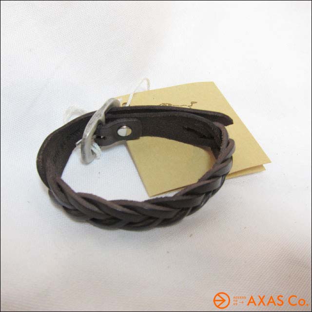 【acwdt】 IL BISONTE（イルビゾンテ） 5452305097 三つ編みブレスレット Col.32/こげ茶 ［ユニセックス／アクセサリー］