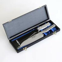 〔グローバル包丁三徳2点セットGST-A46〕右利き・左利き兼用三徳(万能包丁)+簡易シャープナー♪刀身から柄までオールステンレス一体構造包丁の「GLOBAL」シリーズ!その中でも売れ筋の商品です♪