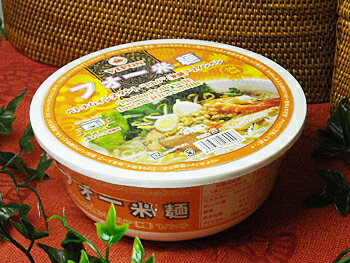 ベトナムインスタントフォー(カップ米麺、カップラーメン)　プノンペン 70g（インスタント食品・輸入食品）