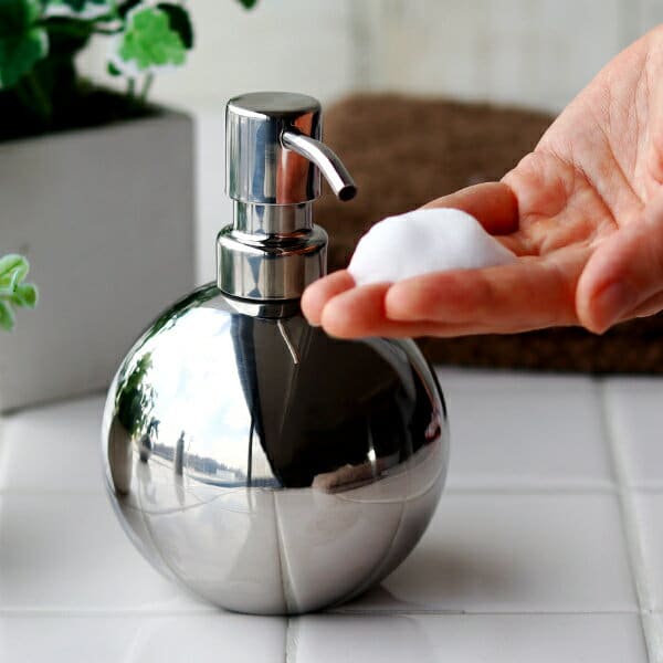 詰め替えボトル「ダルトン（DULTON）」GLOBO（グローボ）泡ディスペンサー【BUBBLE SOAP DISPENSER ソープディスペンサー ステンレス 光沢 ツヤなし 詰め替え用 ハンドソープボトル MIRROR SATIN finish おしゃれ】【あす楽】