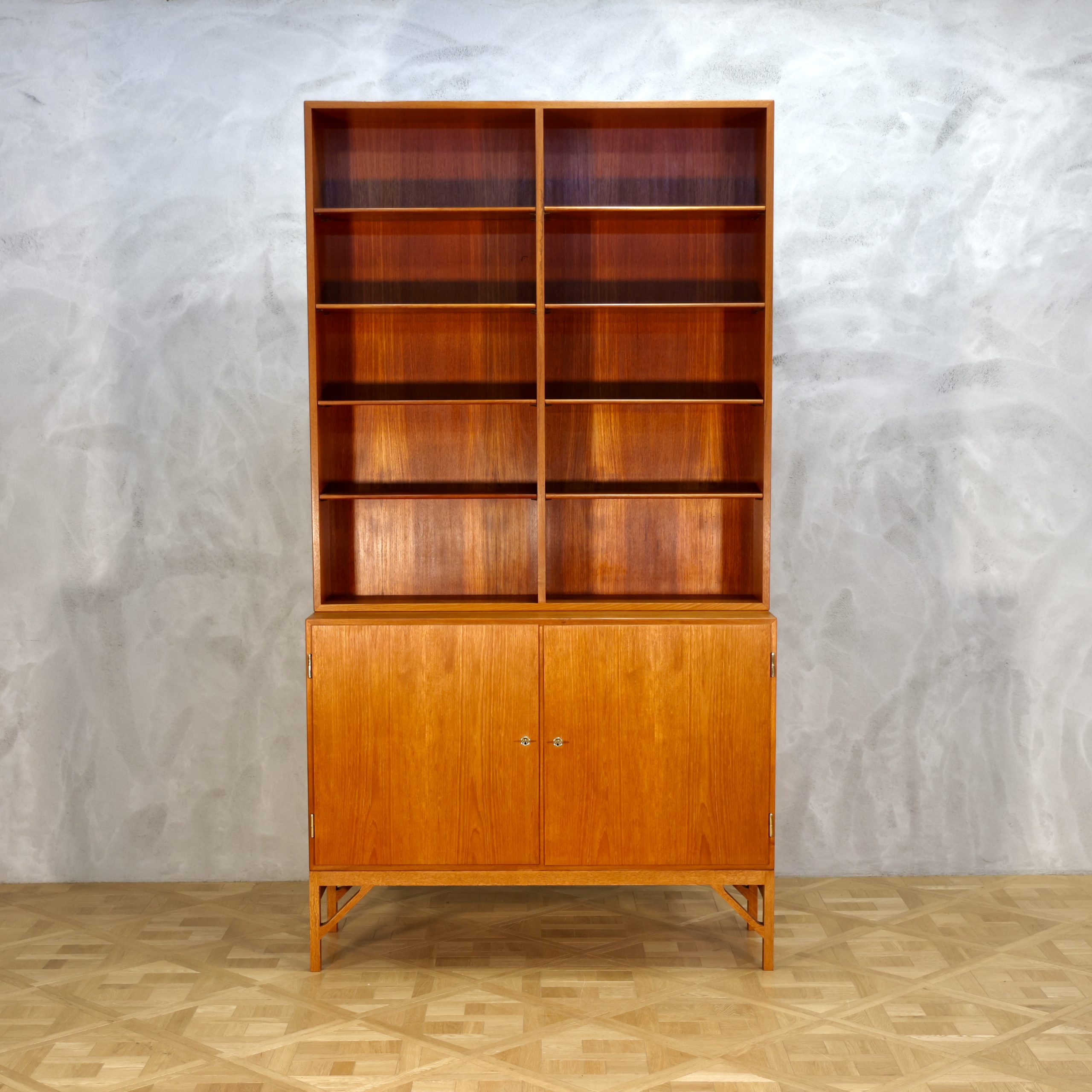 Borge Mogensen Model 132 Cabinet Teak Oak ボーエ・モーエンセン ヴィンテージ ビンテージ 北欧家具 インテリア おしゃれ 北欧 モトファニチャー 収納家具 キャビネット