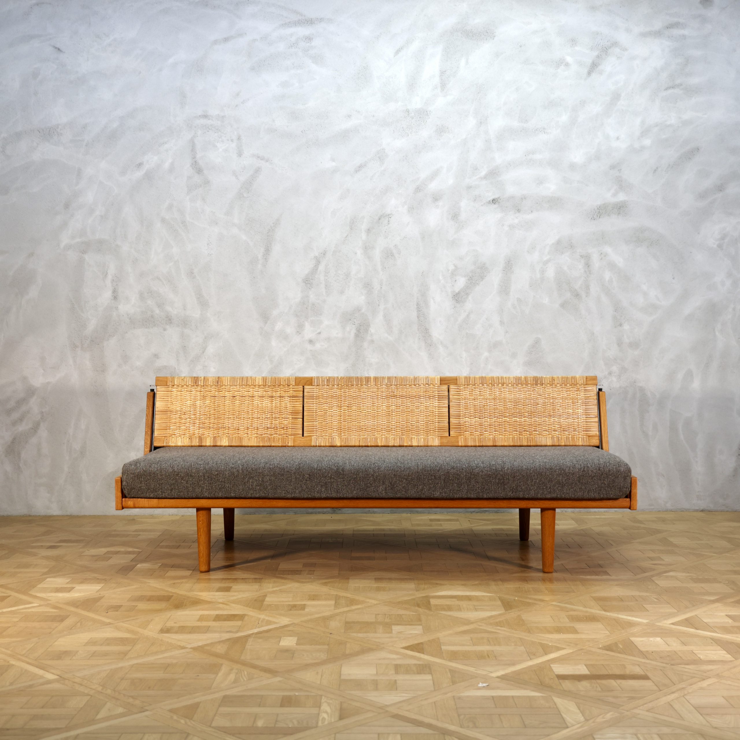 Hans J Wegner Ge7 Daybed Oak Cane 11 ハンス・J・ウェグナー ヴィンテージ ビンテージ 北欧家具 インテリア おしゃれ 北欧 モトファニチャー