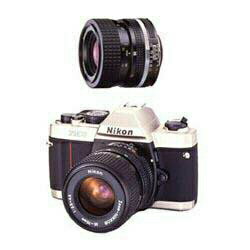 【送料無料】ニコンFM10 AiZoom Nikkor 35〜70mm F3.5〜4.8S セット [35mmMF一眼レフカメラ]◆02◆