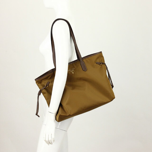 プラダ アウトレット(PRADA OUTLET)