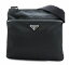 【バッグ】PRADA プラダ テスート サフィアーノ ショルダーバッグ 斜め掛け マチなし ナイロン 黒 ブラック NERO シルバー金具 2VH053 【中古】【k】