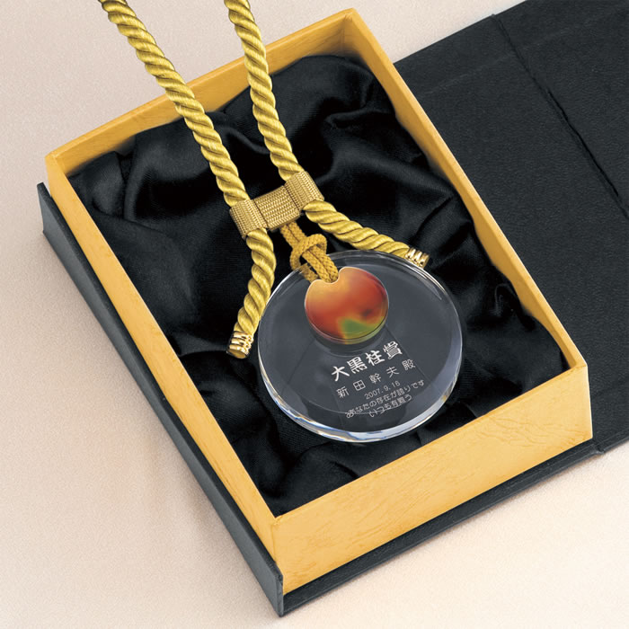 名入れ刻印が出来る世界で1つのオーダーメイドの贈り物 オンリーワンメダル（クリスタル） […...:bondsconnect:10000072