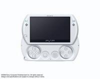 PSP「プレイステーション・ポータブル」go パール・ホワイト （PSP-N1000）の画像